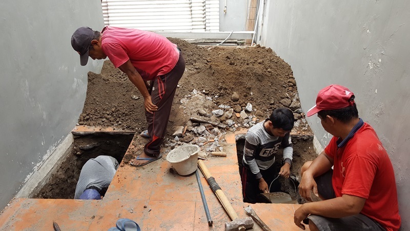 JASA RENOVASI RUMAH JOGJA - Jasa Desain Bangun Rumah - Arkamaya Arsitek Kontraktor Jogja - Renovasi Rumah Bertingkat 125m2 - Bpk. Tito SLEMAN 2
