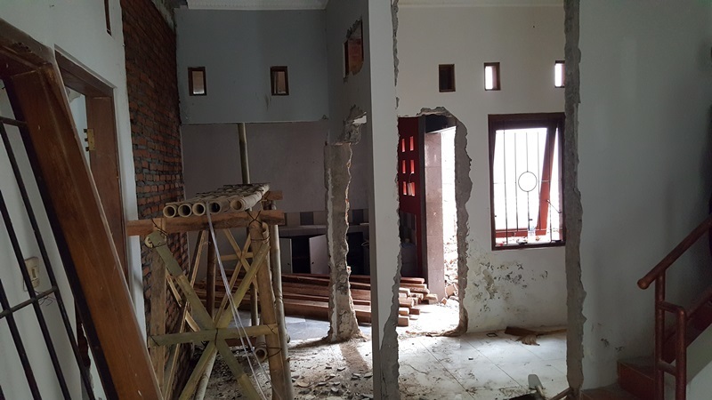 JASA RENOVASI RUMAH JOGJA - Jasa Desain Bangun Rumah - Arkamaya Arsitek Kontraktor Jogja - Renovasi Rumah Bertingkat 125m2 - Bpk. Tito SLEMAN 3