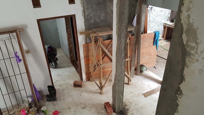 JASA RENOVASI RUMAH JOGJA - Jasa Desain Bangun Rumah - Arkamaya Arsitek Kontraktor Jogja - Renovasi Rumah Bertingkat 125m2 - Bpk. Tito SLEMAN 9