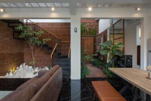 Read more about the article Arsitektur Tropis, Bagaimana Karakteristik dan Perbedaannya?