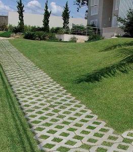 Paving Grass Block - Jasa Bangun Rumah Jogja - Arkamaya Arsitek Kontraktor Jogja - Rumah Kos Villa Hotel YOGYAKARTA 05